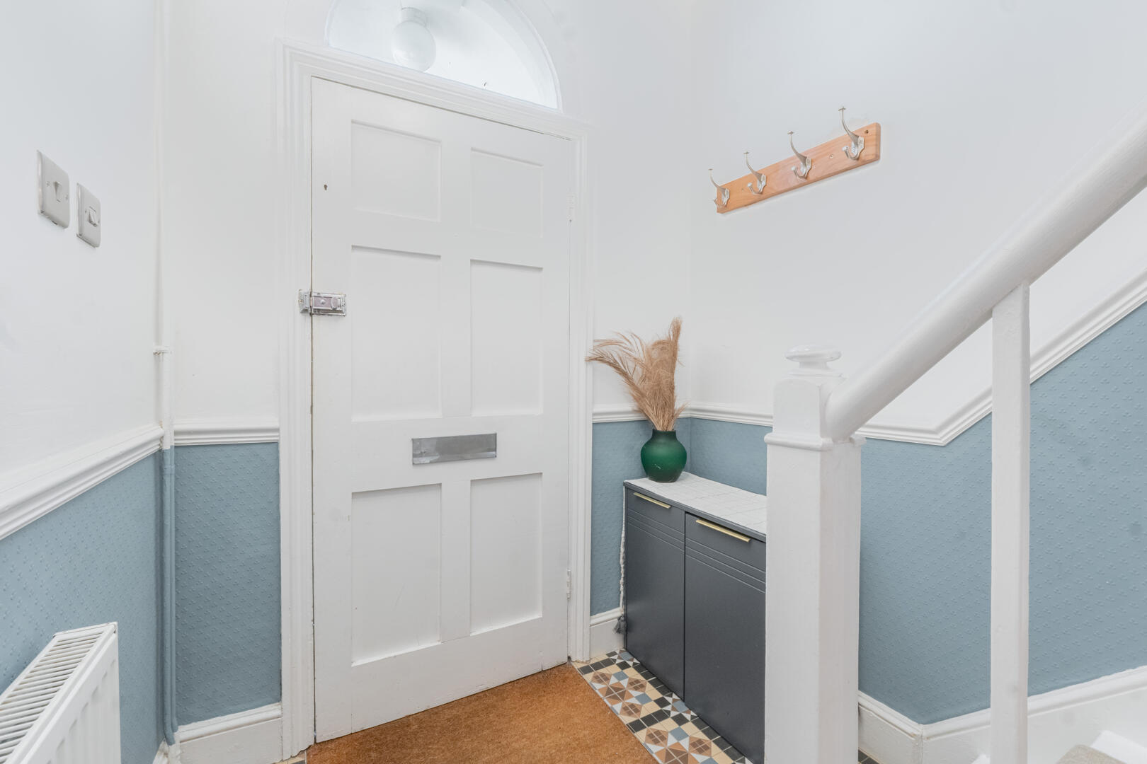 3 bed property in Oldbury Road, Worcester